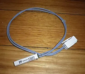 Bosch Fridge Defrost Overtemp Thermal Fuse 72degC - Part # 10024678