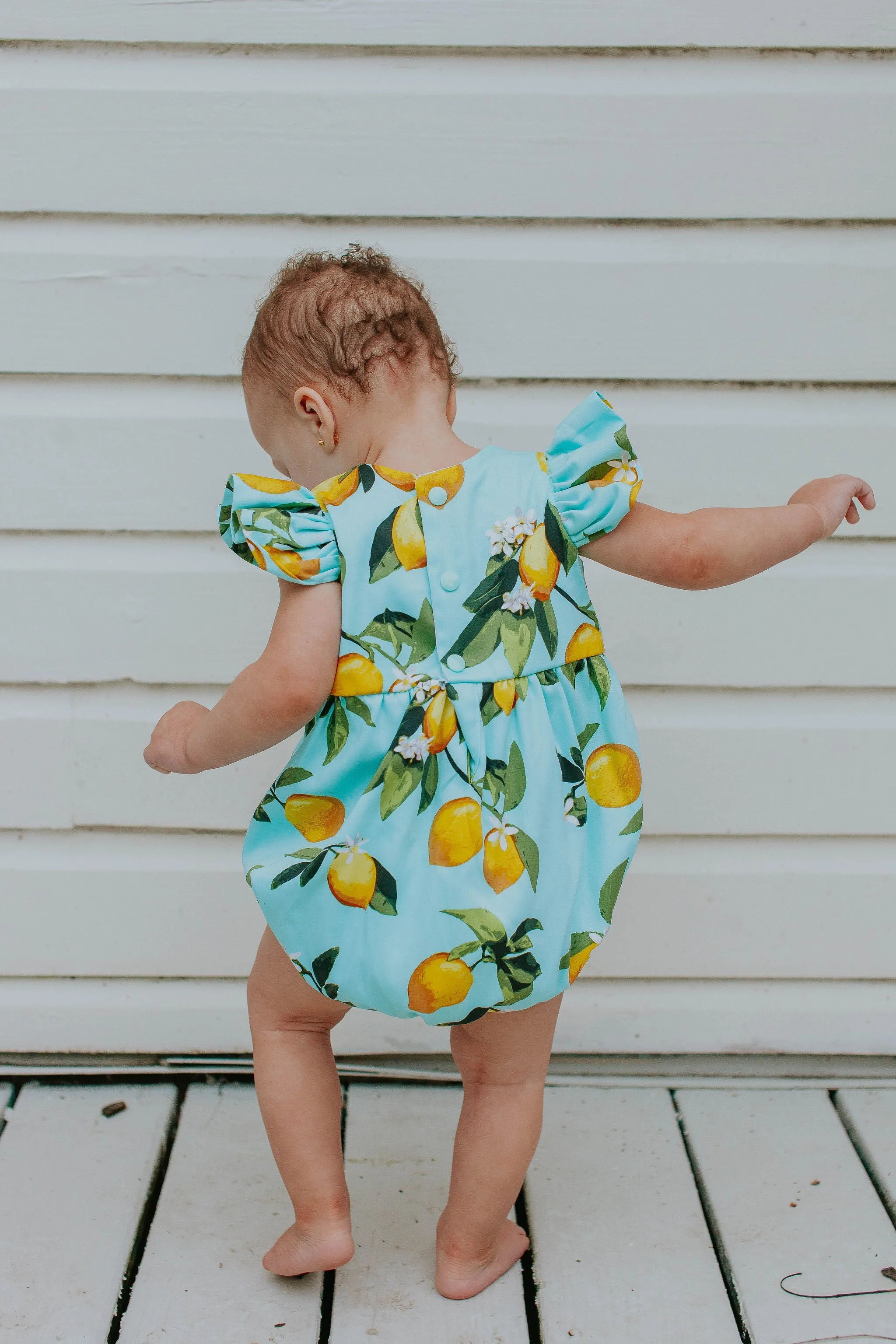 Infant Girl's Lemon Print Cotton Bubble Romper